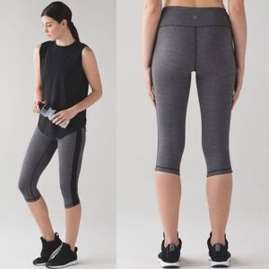 LULULEMON Squad Goals Crop 17" Heather Black Leggings Size 6